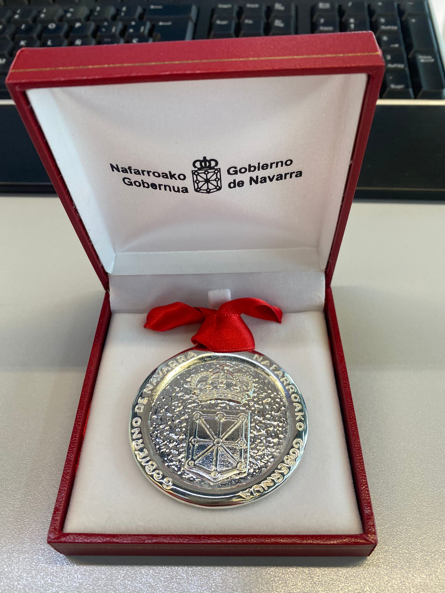 EDUARDO, MAIKA y OSKAR, GALARDONADOS CON LA MEDALLA DE PLATA AL MÉRITO DEPORTIVO DEL GOBIERNO DE NAVARRA 2021